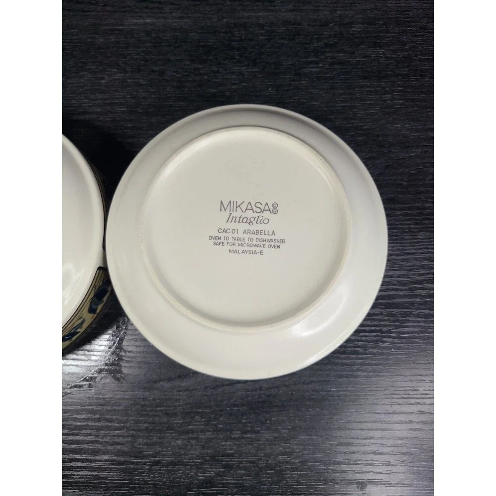 Mikasa Intaglio Arabella CAC01 Soup Cereal Bowl Set 2 Blue Tulip Stoneware 6.25